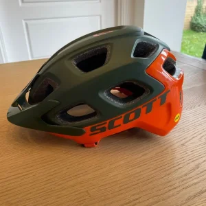 Scott cycle helmet 51-55cm excellent condition - Image 3