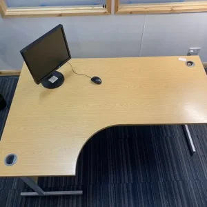Large L-shaped brown desk with corner storage - Image 2