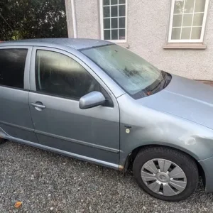 Skoda Fabia Hatchback 2006 Manual 5-door - Image 3