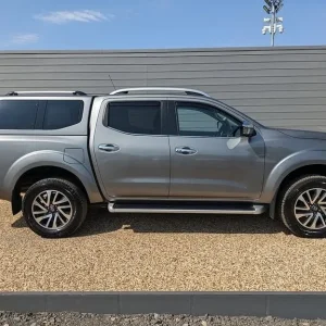 2019 Nissan Navara dCi Tekna Pickup Diesel Automatic - Image 5