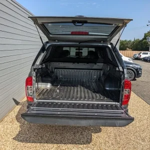 2019 Nissan Navara dCi Tekna Pickup Diesel Automatic - Image 8