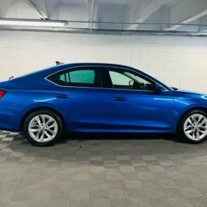 2020 Skoda Octavia 1.5 TSI SE L 5dr Hatchback Petrol Manual - Image 5