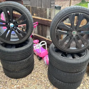 17" Alloy Wheels