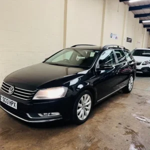 2013 VW Passat 2.0 TDI Estate Highline - Image 2