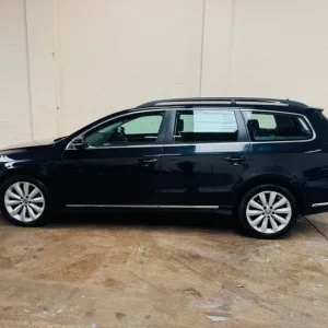 2013 VW Passat 2.0 TDI Estate Highline - Image 5