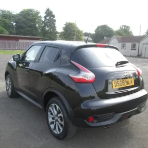 2018 Nissan Juke 1.6 Tekna 5-door Hatchback with Bose Audio and Leather Interior - Image 7