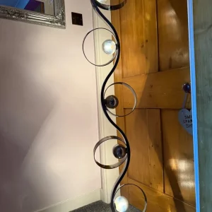 Floor lamp