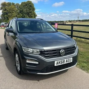 2018 Volkswagen T-Roc 1.6 TDI SE Euro 6 Diesel Manual 5-door SUV - Image 6
