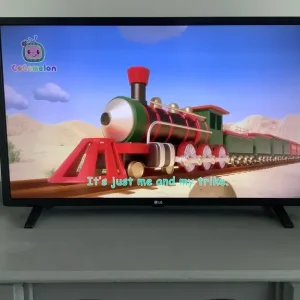 32” LG Smart LED TV with WebOS and Bluetooth - Image 2