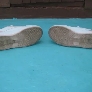 Primark Child Trainers UK Size 1/2 EURO Size 33/34 - Image 5