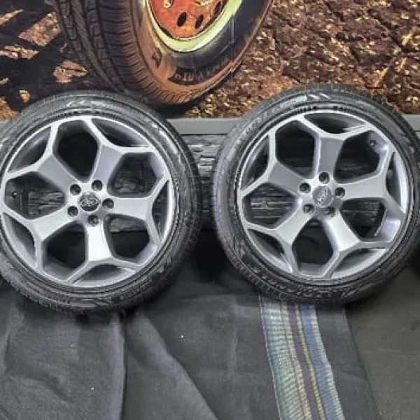 Ford Genuine 18 alloy wheels with 4 tyres