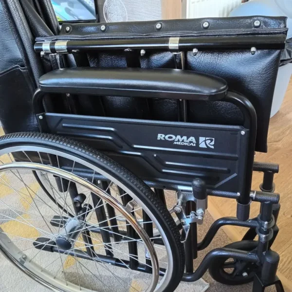 Bariatric wheelchair