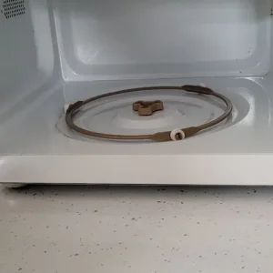 Retro Pink Microwave - Image 2