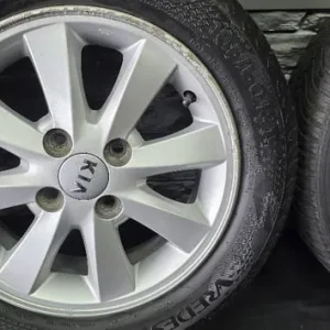 Kia Picanto 14-inch alloy wheels and tyres - Image 5