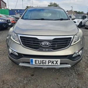 2011 Kia Sportage KX-3 Crdi with Sat Nav and Panoramic Roof - Image 2