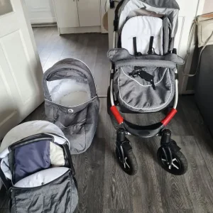 3 in 1 pram - Image 4
