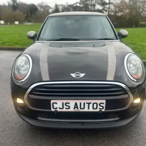 2016 Mini Cooper SE Seven Hatchback Manual - Image 3