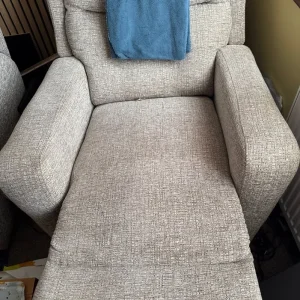 Sofa and 2 electric chairs - Image 3