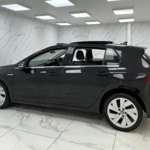 2020 Volkswagen Golf TDI Style Hatchback - Image 8