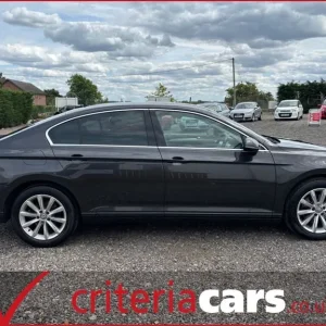 2018 Volkswagen Passat SE Business TDI BlueMotion Tech - Image 5