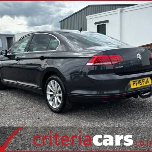 2018 Volkswagen Passat SE Business TDI BlueMotion Tech - Image 8