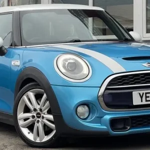 2015 MINI Cooper S 2.0 Petrol Manual 5 Door Hatchback - Image 2