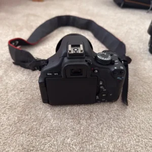 Canon EOS 600D Camera Bundle with Lenses and Accessories - Image 5