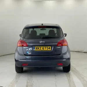 2017 Kia Venga 1.6 4MPV 5-door Petrol Manual with Panoramic Roof and Heated Seats - Image 5