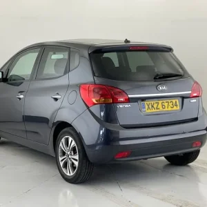 2017 Kia Venga 1.6 4MPV 5-door Petrol Manual with Panoramic Roof and Heated Seats - Image 6