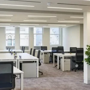 Furnished office spaces for 3 to 250 desks