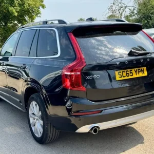 2016 Volvo XC90 2.0 D5 Momentum 4WD Estate - Image 7