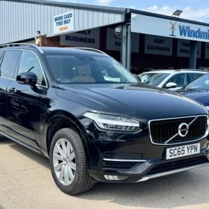 2016 Volvo XC90 2.0 D5 Momentum 4WD Estate