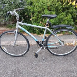 Claud Butler Classic Unisex Hybrid Bike Road and Trail