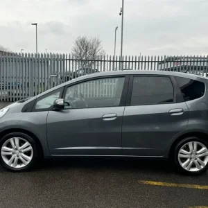 2015 Honda Jazz 1.4 i-VTEC EX Hatchback - Image 4