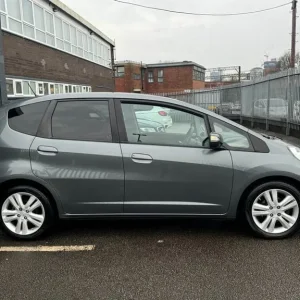 2015 Honda Jazz 1.4 i-VTEC EX Hatchback - Image 8