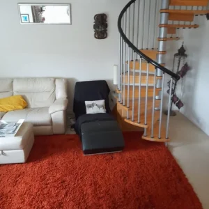 2 bedroom flat on 4th floor - Image 3
