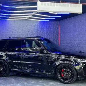 2021 Land Rover Range Rover Sport P575 V8 SVR Carbon Edition SUV - Image 3