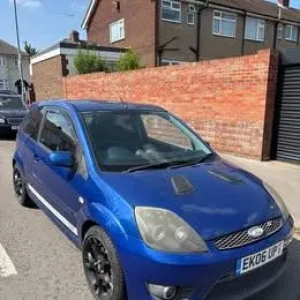 Ford ST150 - Image 2