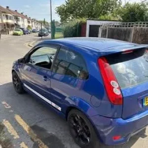 Ford ST150 - Image 4