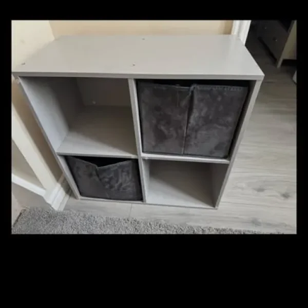 Storage cubes with matching boxes