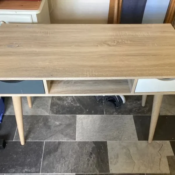 Multi function modern style desk