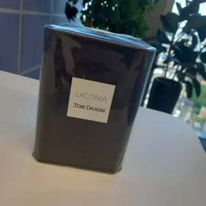 Laconia Tom Daxon Fragrance for Men and Women - Image 3