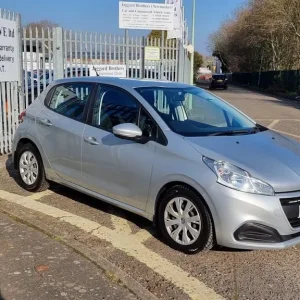 2017 Peugeot 208 Access Hatchback Diesel Manual - Image 3