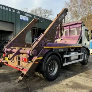 2015 DAF LF-310 Skip Loader - Image 4