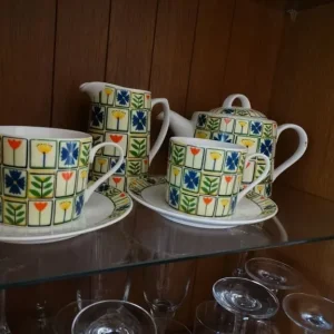 Queens Dee Hardwicke Garden Flowers Green tea set - Image 3