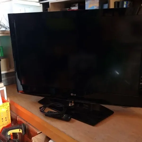 LG 37" TV