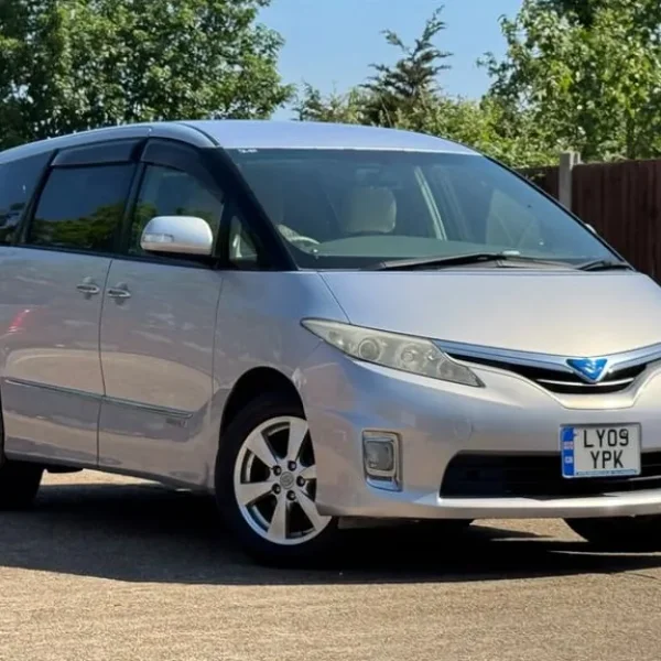 2009 Toyota Estima Hybrid 2.4L, 7-seater, UK import