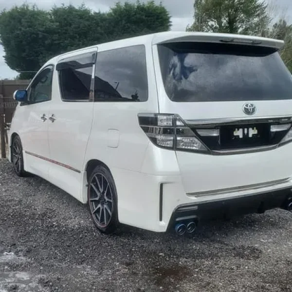 Toyota vellfire GS 2.4 auto 7 seats japanese import only 39k miles 2014