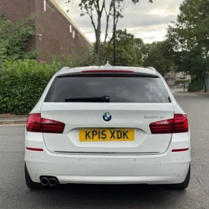 2015 BMW 5 Series 2.0 520d Luxury Touring 5dr Diesel Manual Euro 6 (s/s) (190 ps) Estate Diesel M... - Image 4