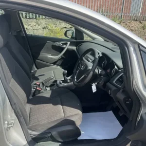 VAUXHALL ASTRA EXCLUSIV 1.6 5 DOOR*LOW MILEAGE*ONLY 52,00 MILES*ONE OWNER* - Image 7